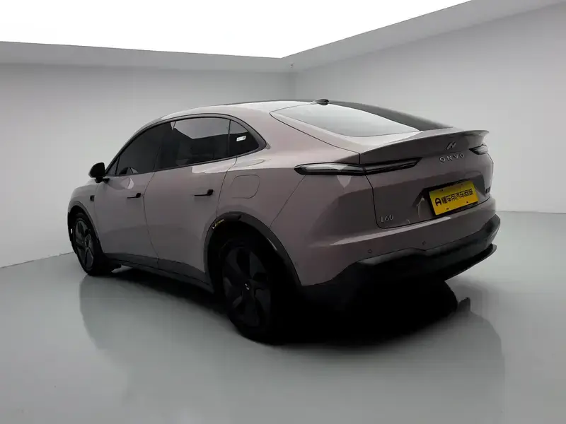 2024 Nio Onvo L60 с пробегом 24 800 км