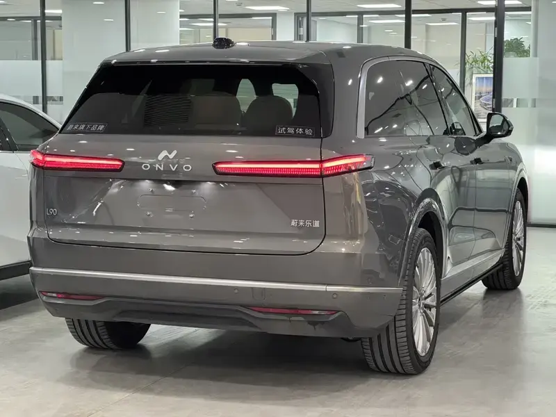 2025 Nio Onvo L90 с пробегом 13 600 км
