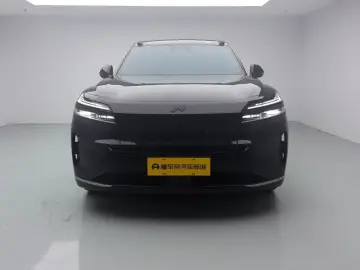 2025 Nio Onvo L90 с пробегом 35 000 км