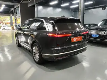 2025 Nio Onvo L90 с пробегом 15 000 км