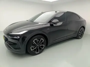 2025 Nio Onvo L60 с пробегом 16 600 км