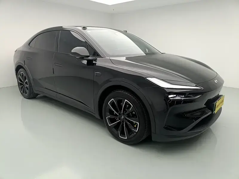 2025 Nio Onvo L60 с пробегом 16 600 км