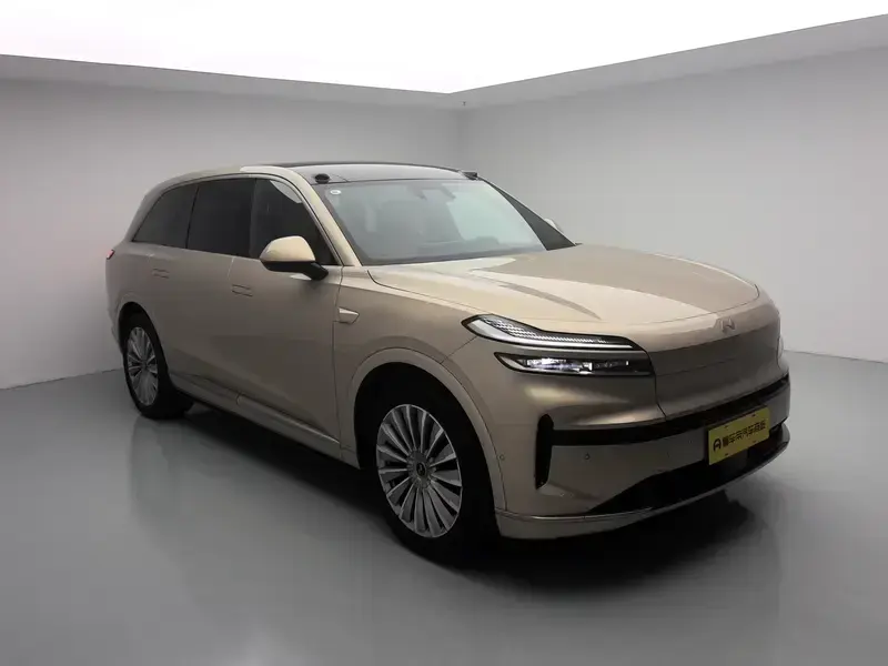 2025 Nio Onvo L90 с пробегом 27 600 км
