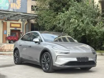 2024 Nio Onvo L60 с пробегом 35 000 км