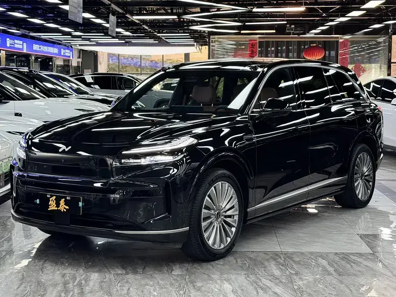 2025 Nio Onvo L90 с пробегом 20 000 км
