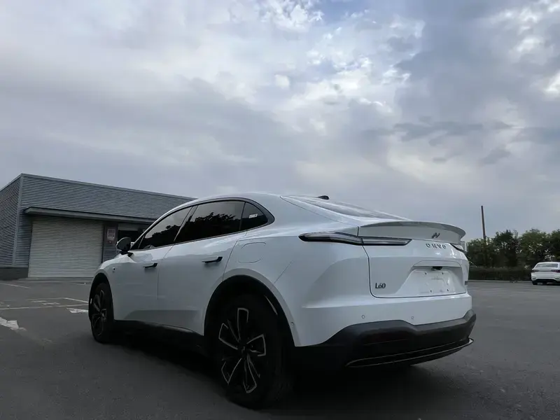 2024 Nio Onvo L60 с пробегом 6 000 км