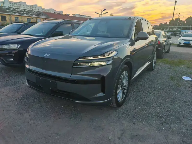2025 Nio Onvo L90 с пробегом 19 000 км
