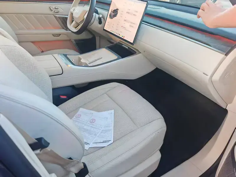 2025 Nio Onvo L90 с пробегом 19 000 км