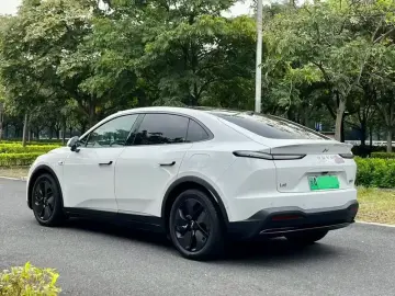2025 Nio Onvo L60 с пробегом 2 000 км