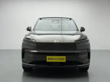 2025 Nio Onvo L90 с пробегом 23 500 км
