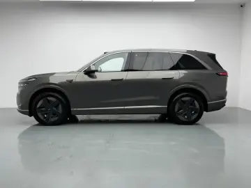 2025 Nio Onvo L90 с пробегом 23 500 км