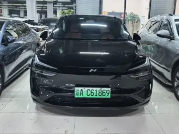 2025 Nio Onvo L60 с пробегом 44 000 км