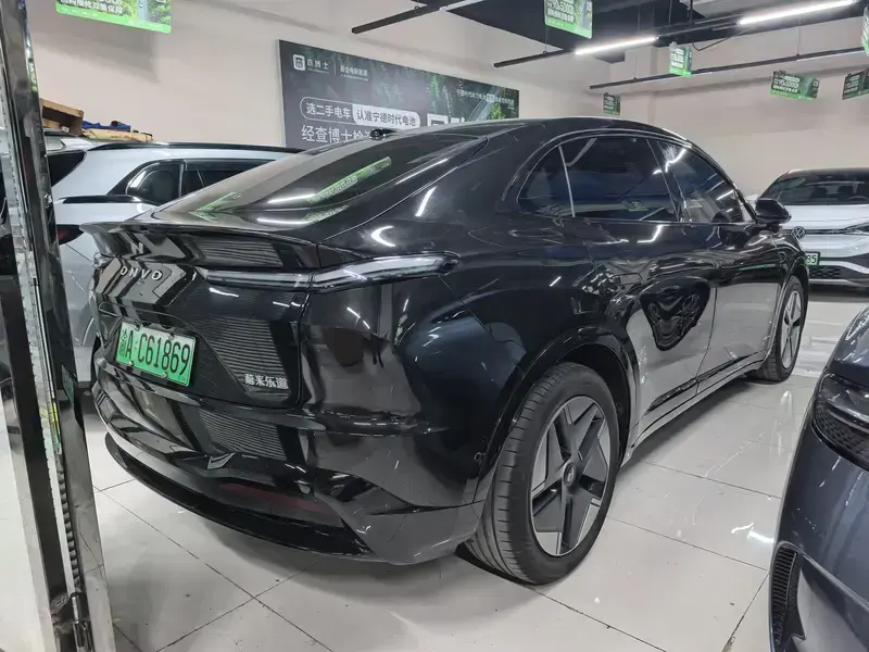2025 Nio Onvo L60 с пробегом 44 000 км