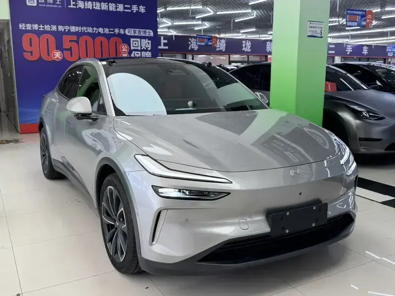 2024 Nio Onvo L60 с пробегом 21 000 км