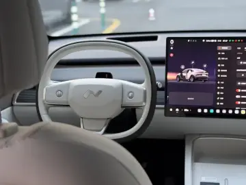 2024 Nio Onvo L60 с пробегом 20 000 км