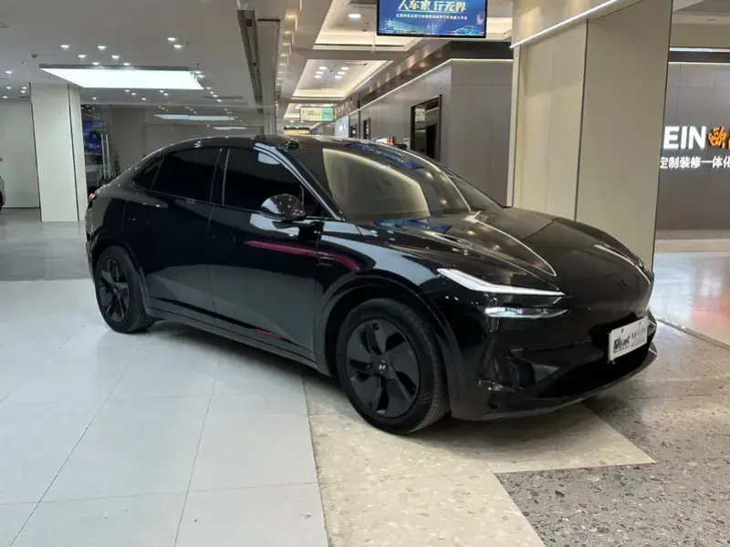 2025 Nio Onvo L60 с пробегом 90 000 км