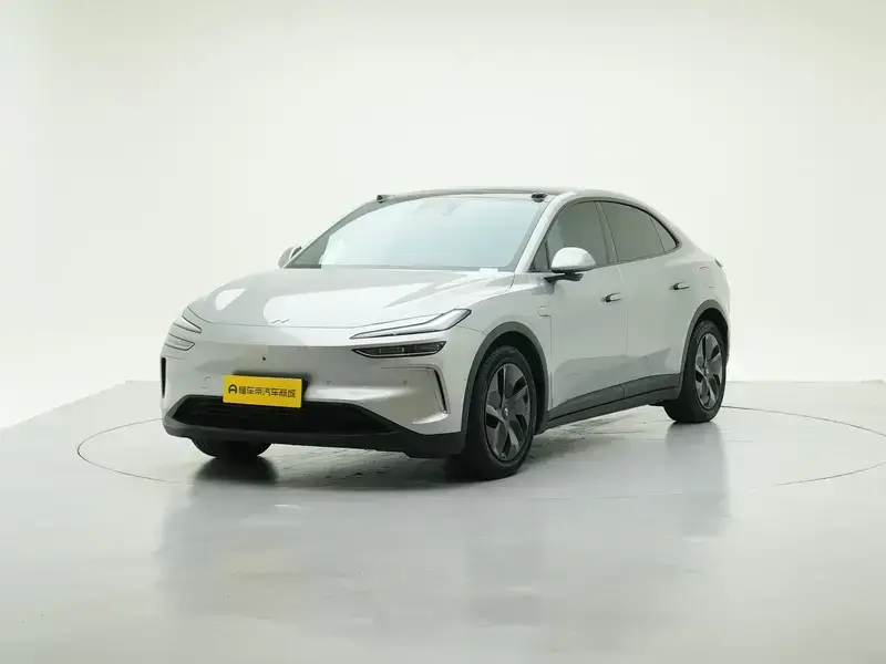 2025 Nio Onvo L60 с пробегом 23 000 км