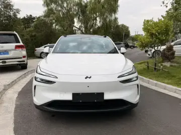 2024 Nio Onvo L60 с пробегом 22 000 км