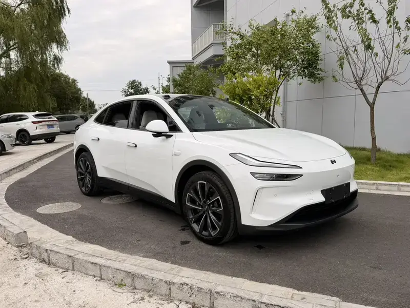 2024 Nio Onvo L60 с пробегом 22 000 км