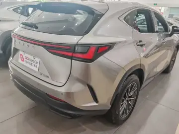 2022 Lexus NX с пробегом 36 000 км