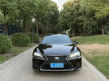 2021 Lexus LS с пробегом 73 000 км