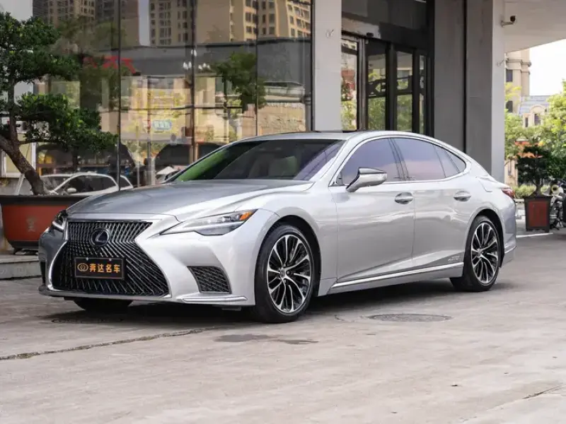 2021 Lexus LS с пробегом 126 600 км