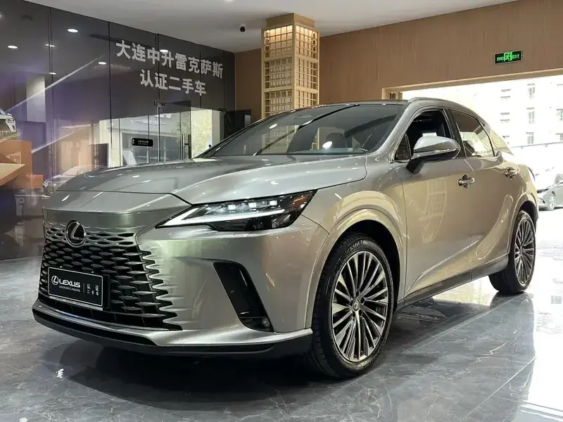 2026 Lexus RX с пробегом 4 100 км