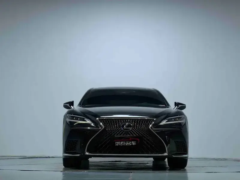 2021 Lexus LS с пробегом 103 000 км