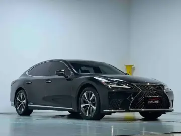 2021 Lexus LS с пробегом 103 000 км
