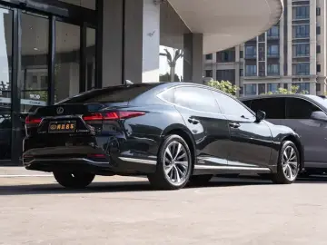 2021 Lexus LS с пробегом 91 600 км