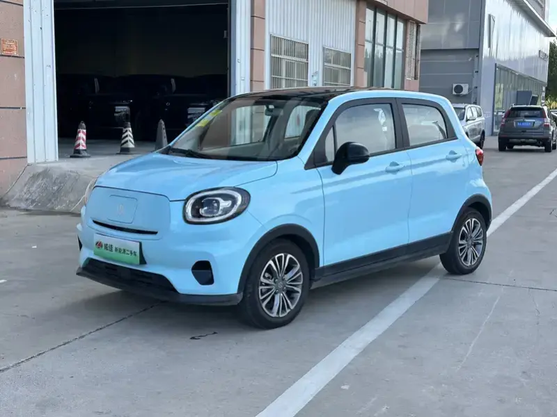 2025 Leapmotor T03 с пробегом 9 100 км