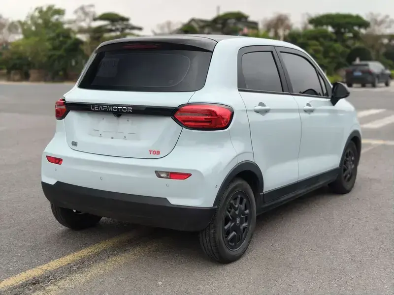 2023 Leapmotor T03 с пробегом 45 000 км