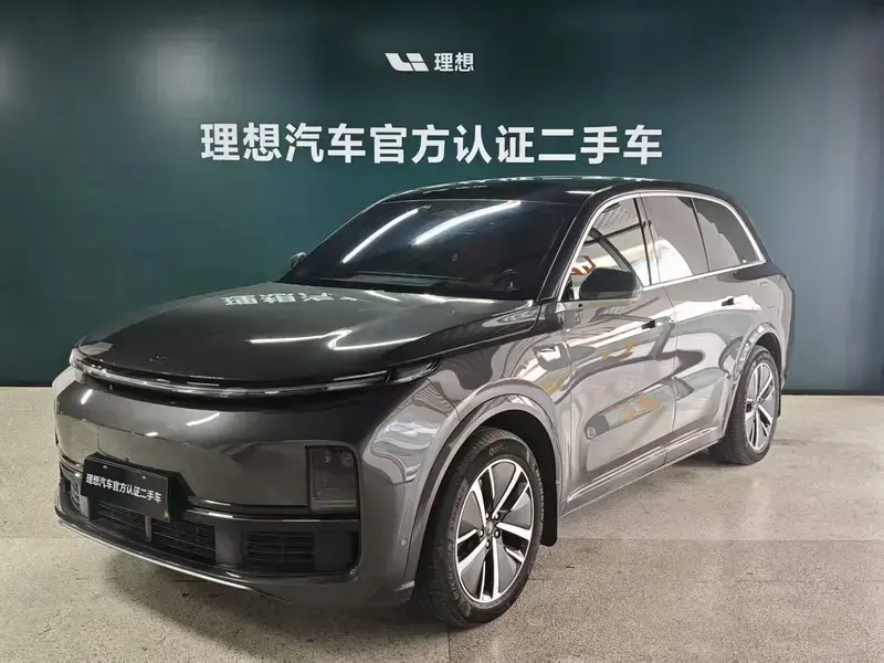 2024 Li Auto (Lixiang) L8 с пробегом 36 000 км
