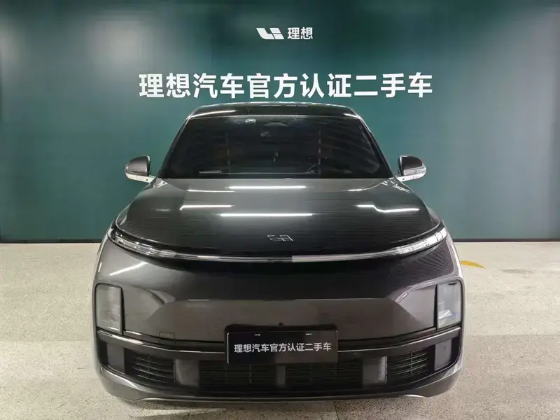 2024 Li Auto (Lixiang) L8 с пробегом 36 000 км