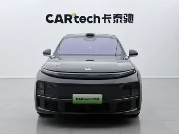 2024 Li Auto (Lixiang) L7 с пробегом 35 000 км