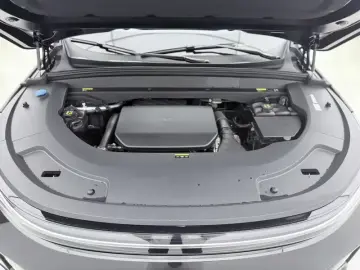 2024 Li Auto (Lixiang) L7 с пробегом 35 000 км