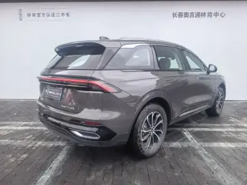 2026 Lincoln Nautilus с пробегом 15 800 км