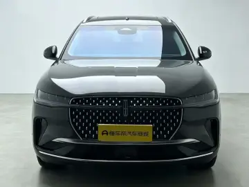 2023 Lincoln Nautilus с пробегом 115 700 км