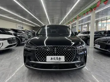 2023 Lincoln Nautilus с пробегом 63 000 км