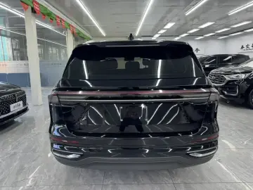 2023 Lincoln Nautilus с пробегом 63 000 км