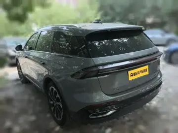 2023 Lincoln Nautilus с пробегом 55 900 км