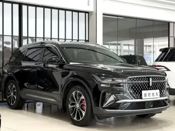 2026 Lincoln Nautilus с пробегом 8 000 км