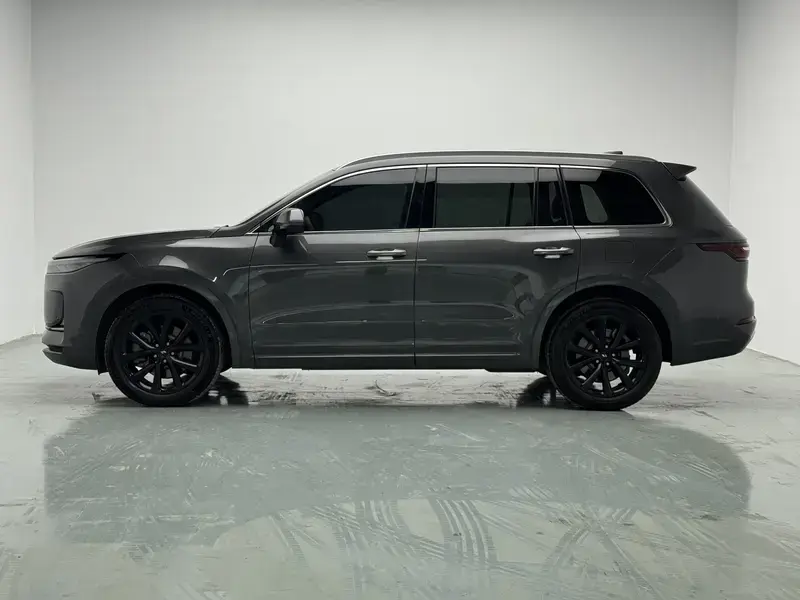 2021 Li Auto (Lixiang) One с пробегом 110 900 км