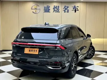 2026 Lincoln Nautilus с пробегом 9 000 км