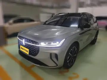 2023 Lincoln Nautilus с пробегом 43 600 км