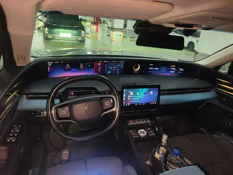 2023 Lincoln Nautilus с пробегом 43 600 км