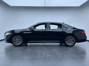 2019 Lincoln Continental с пробегом 132 000 км