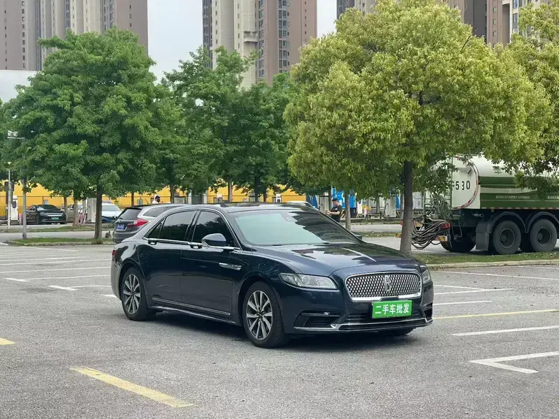 2017 Lincoln Continental с пробегом 44 600 км