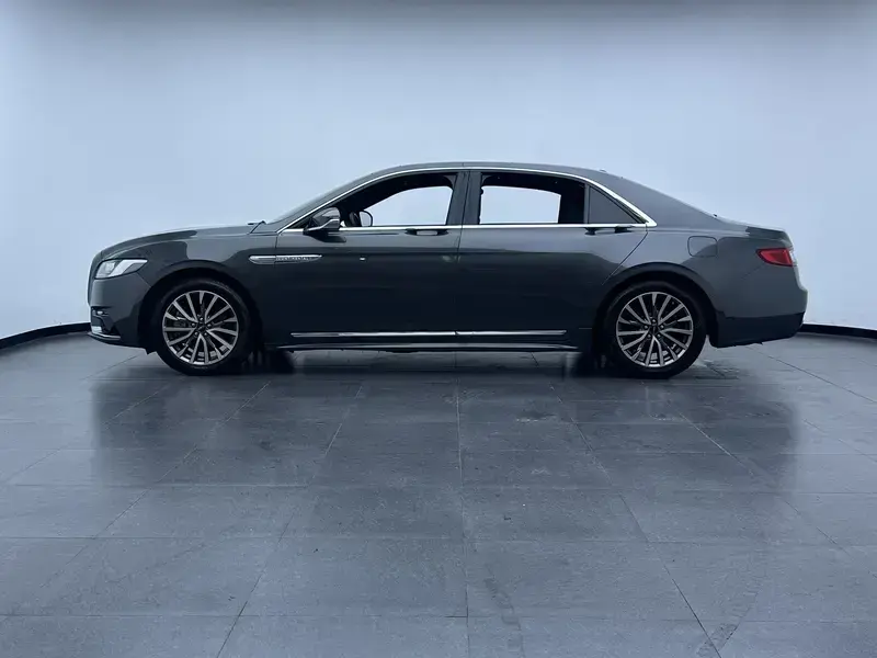 2017 Lincoln Continental с пробегом 85 000 км