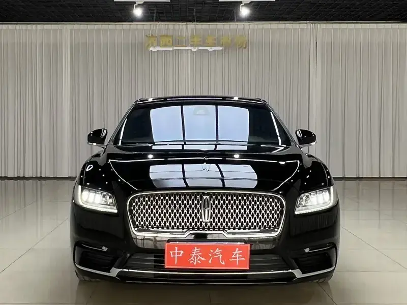 2017 Lincoln Continental с пробегом 188 000 км